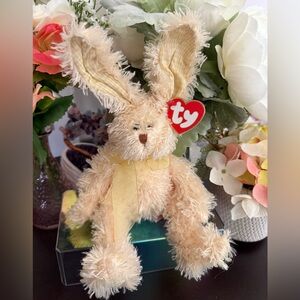 🆕🐰 RETIRED TY ATTIC TREASURES BUNNY “HUTCHINS”. MWMT! DATED 2000! RARE!